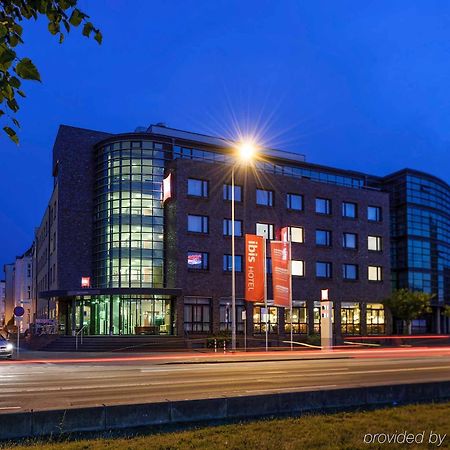 Ibis Rostock Am Stadthafen Екстериор снимка